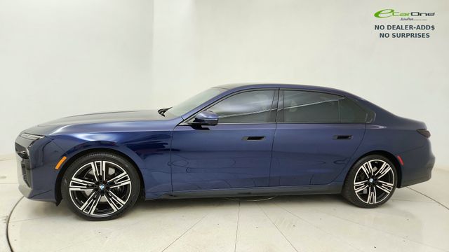2023 BMW 7 Series 760i - Photo 3