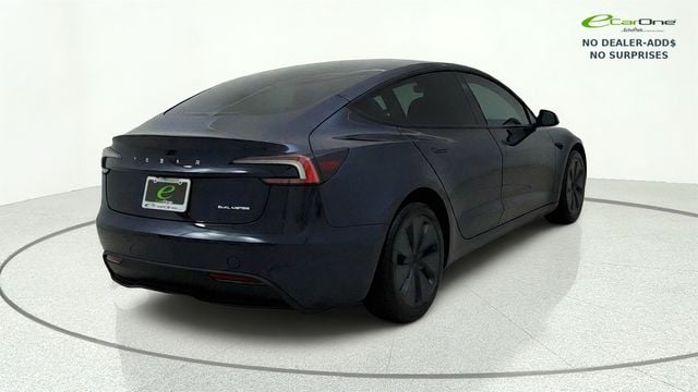 2025 Tesla Model 3 Long Range - Photo 7