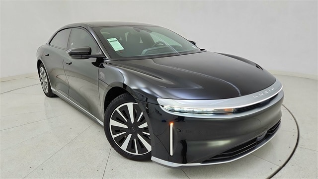 2024 Lucid Air Touring's photo