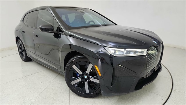 2023 BMW iX Base's photo