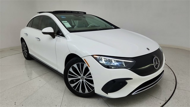 2023 Mercedes-Benz EQE Base's photo