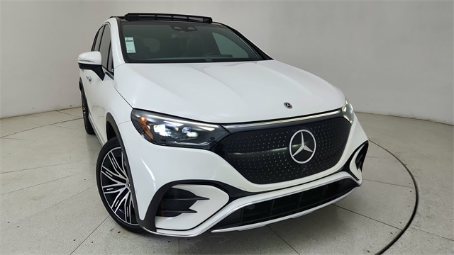 2023 Mercedes-Benz EQE SUV Base's photo