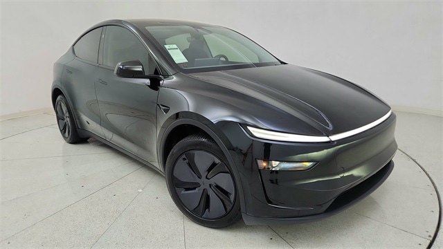 2026 Tesla New Model Y's photo