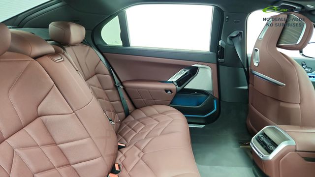 2023 BMW 7 Series 760i - Photo 24