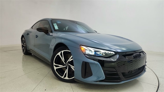 2022 Audi e-tron GT Prestige's photo