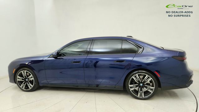 2023 BMW 7 Series 760i - Photo 4