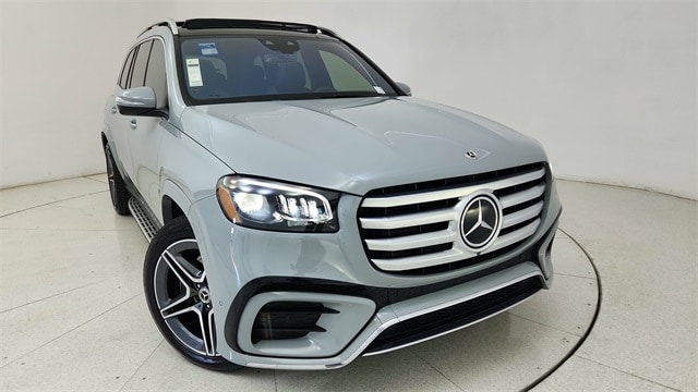 2024 Mercedes-Benz GLS Base's photo