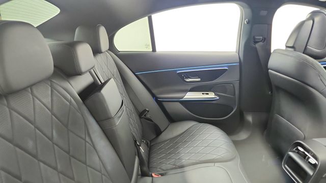 2024 Mercedes-Benz E-Class E450 - Photo 27