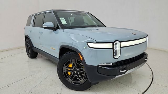 2024 Rivian R1S Adventure