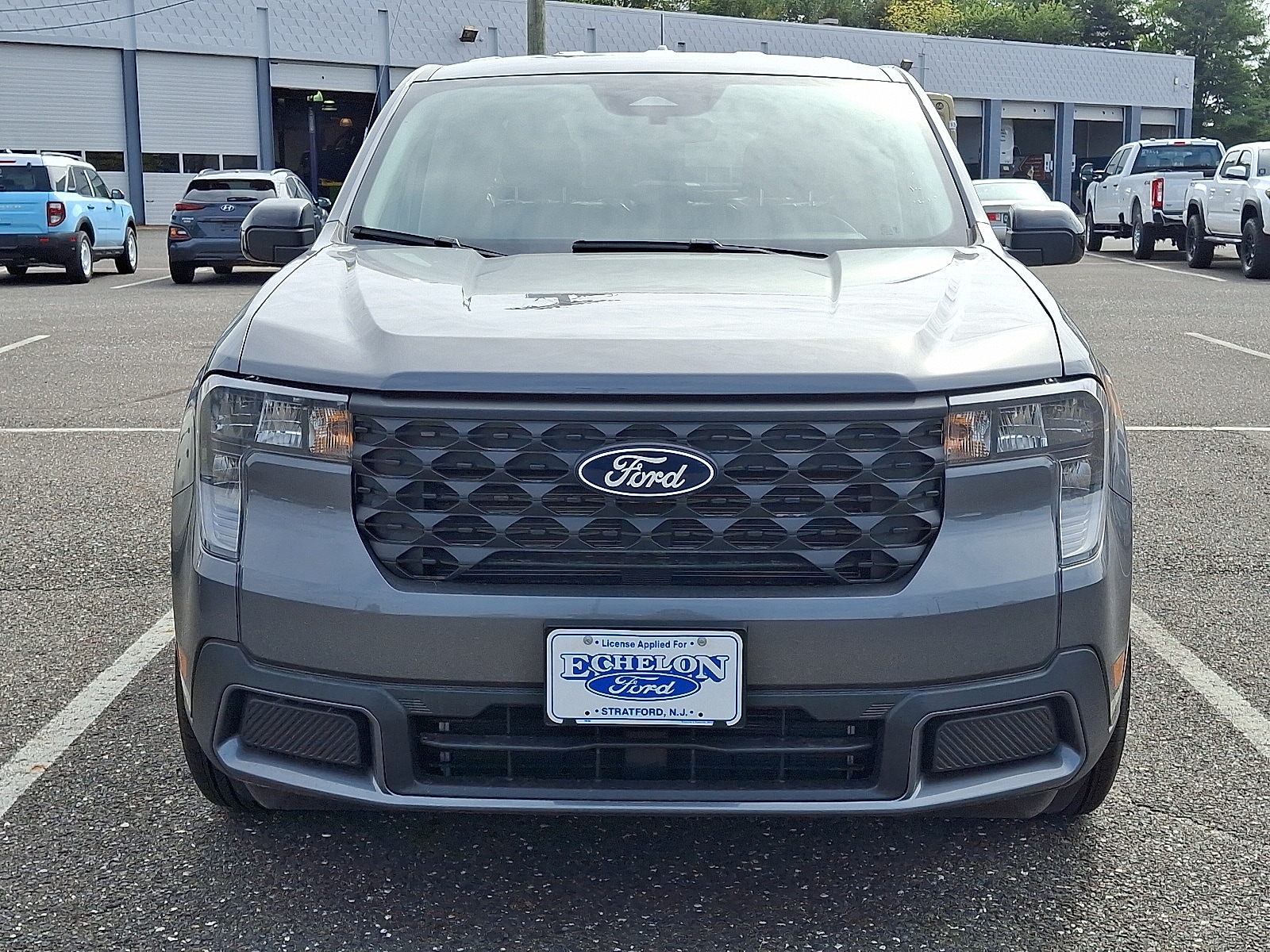 2025 Ford Maverick XLT - Photo 2