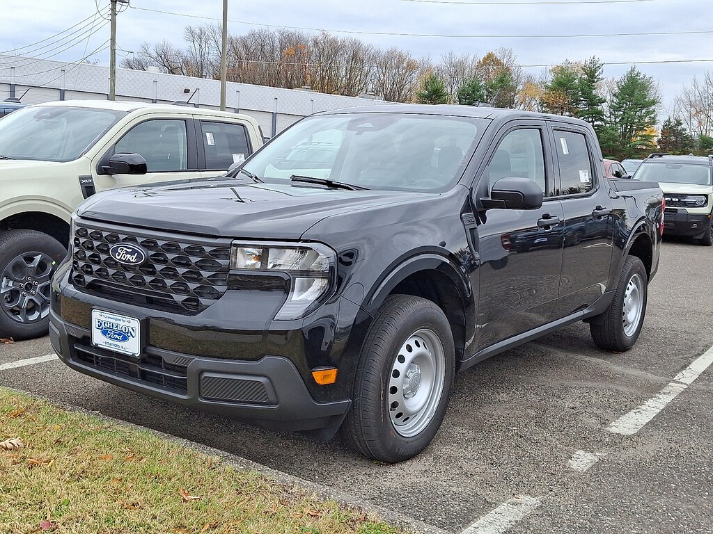 New 2025 Ford Maverick XL Truck SuperCrew
