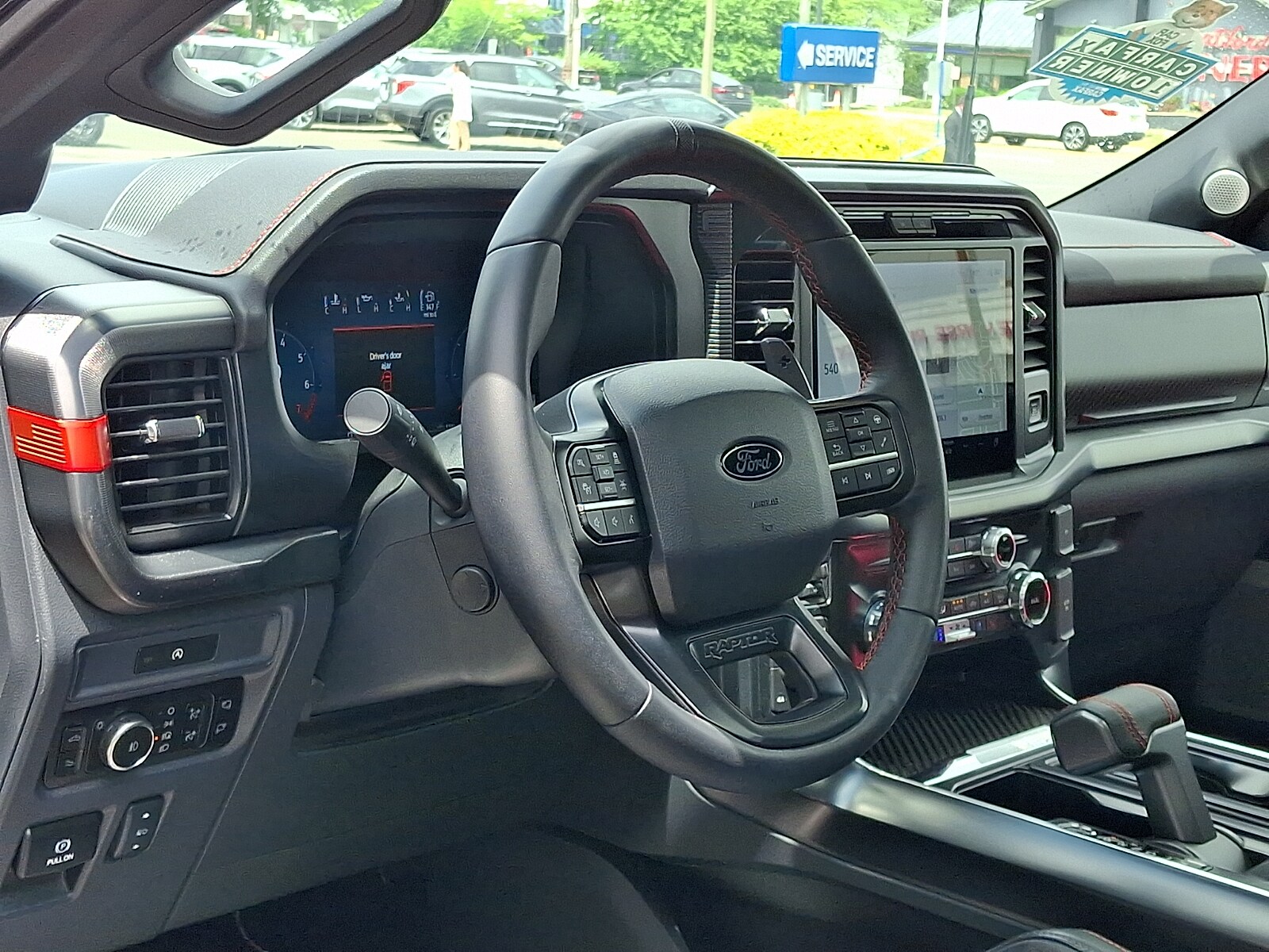 2025 Ford F-150 Raptor - Photo 17