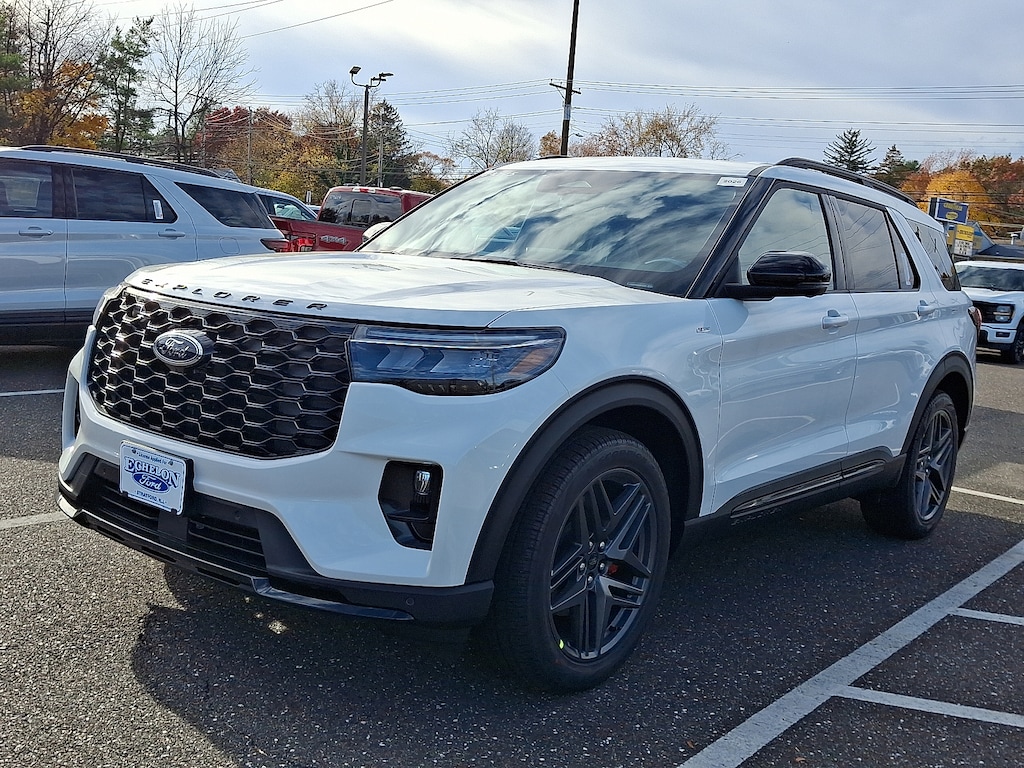 New 2026 Ford Explorer ST-Line SUV