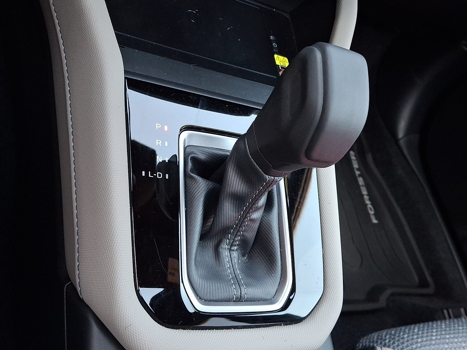 2025 Subaru Forester Premium - Photo 19