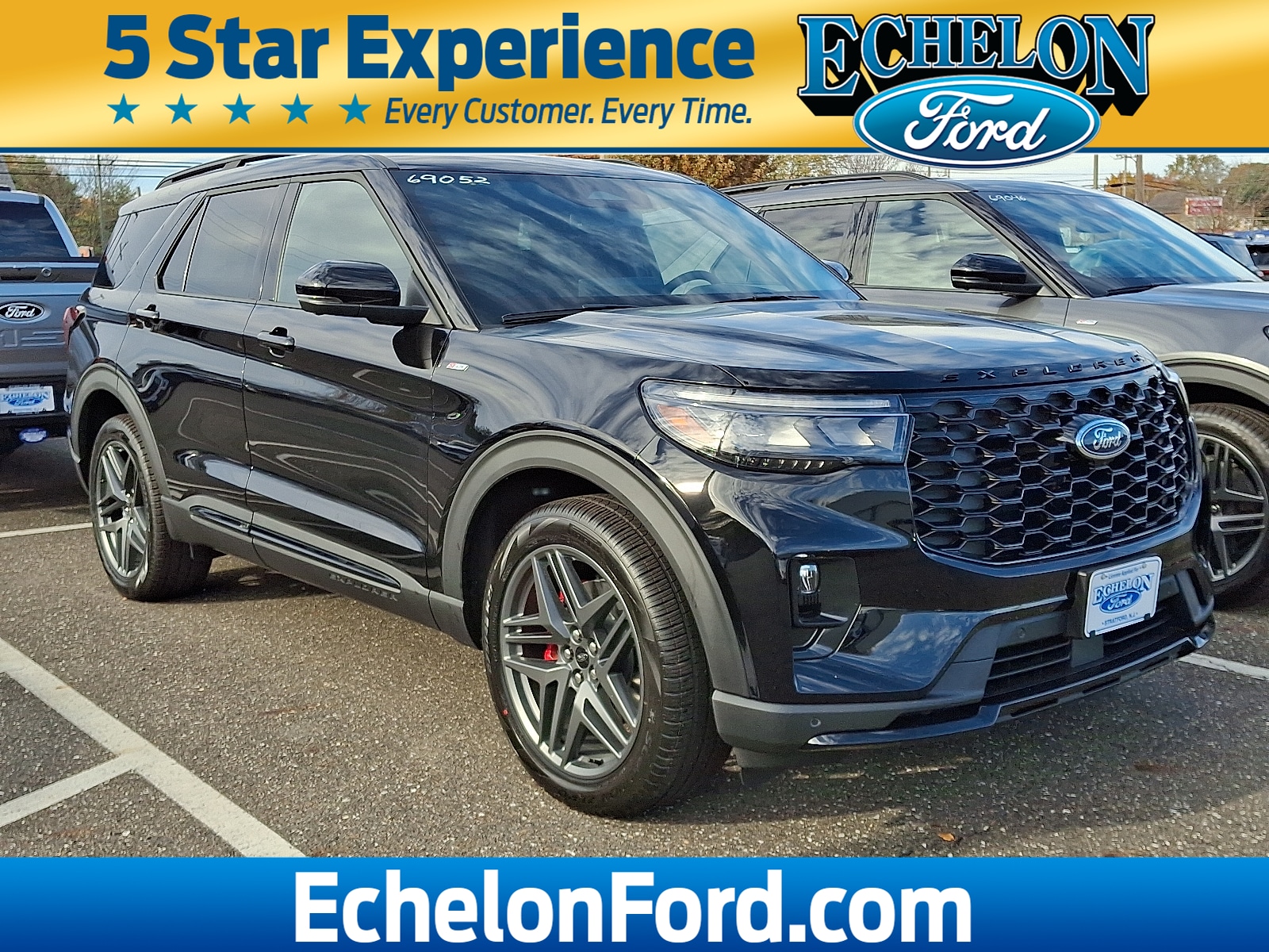 2026 Ford Explorer ST-LINE's photo