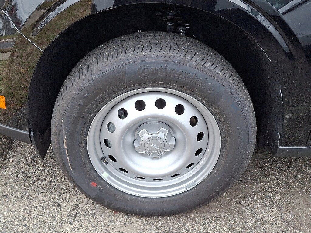 New 2025 Ford Maverick XL Truck SuperCrew