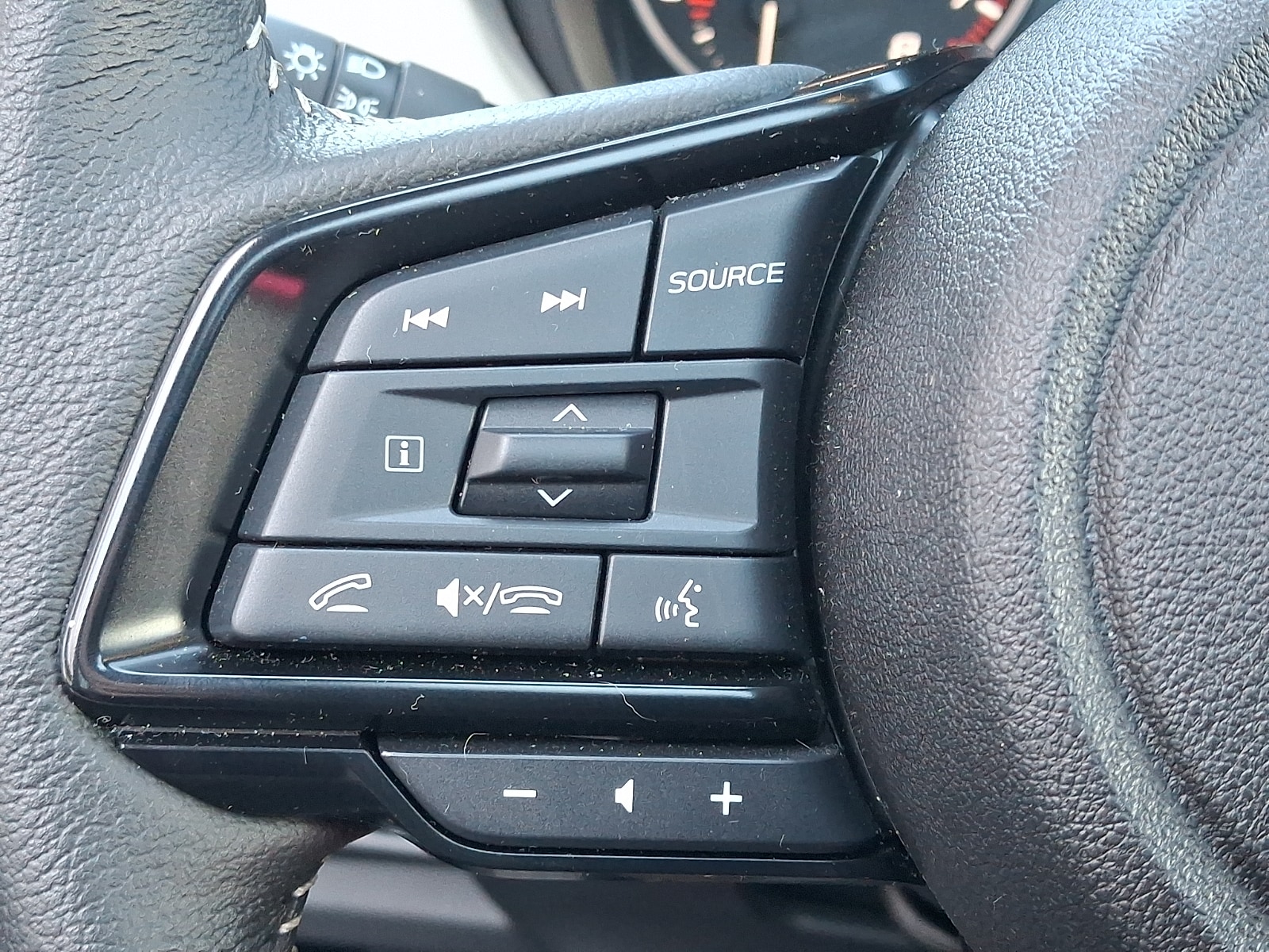 2025 Subaru Forester Premium - Photo 24