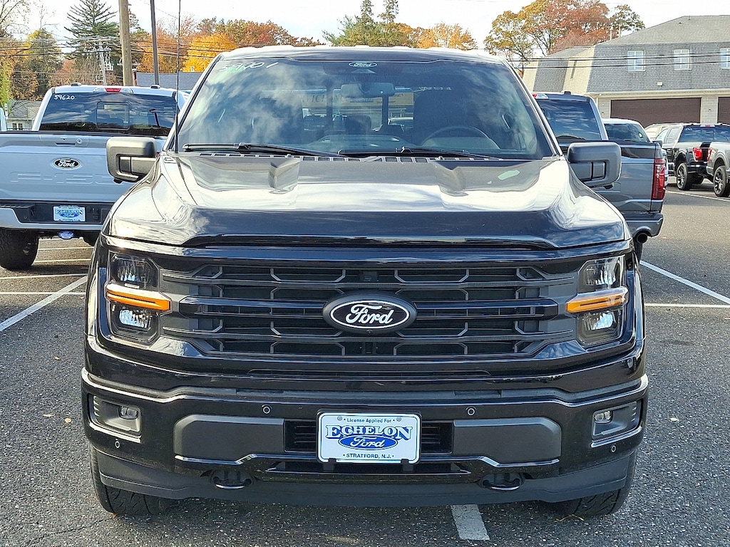 New 2025 Ford F-150 XLT Truck SuperCrew Cab
