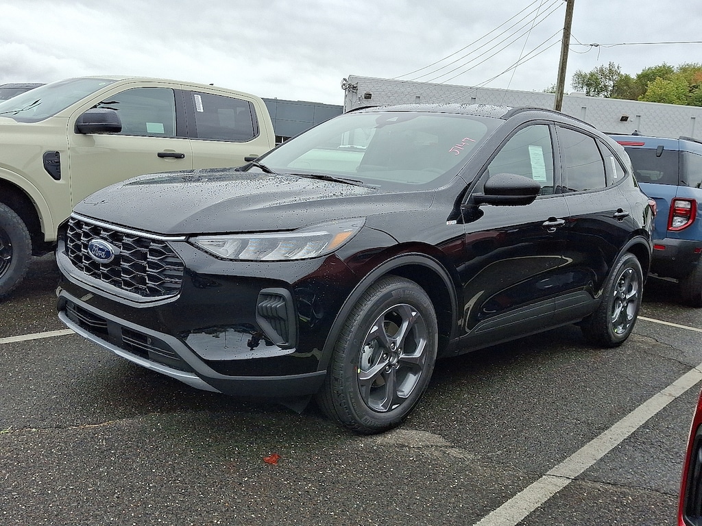New 2026 Ford Escape ST-Line SUV