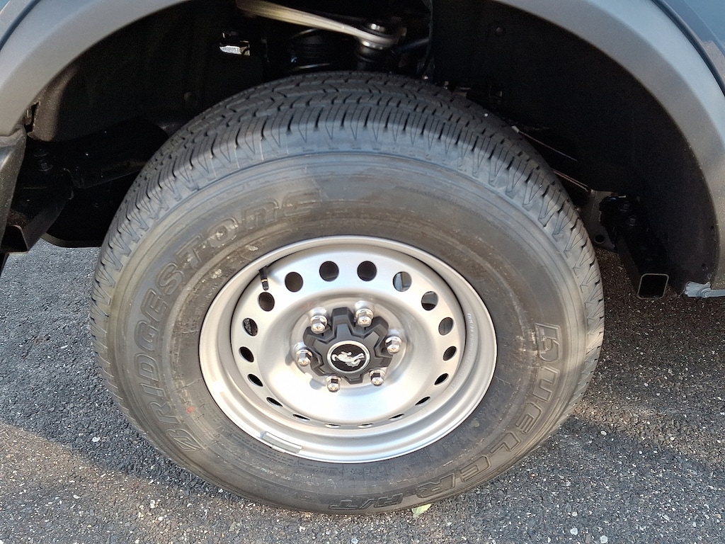 New 2025 Ford Bronco Base SUV