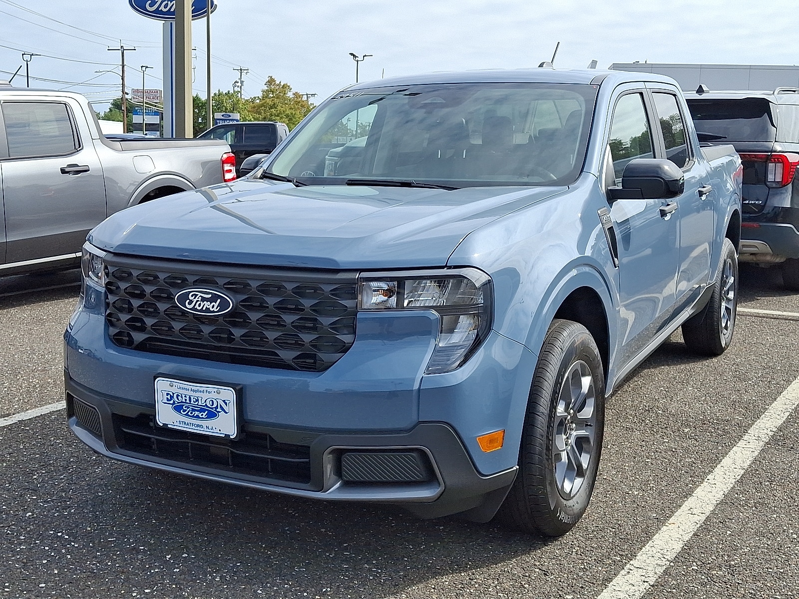 2025 Ford Maverick XLT - Photo 3