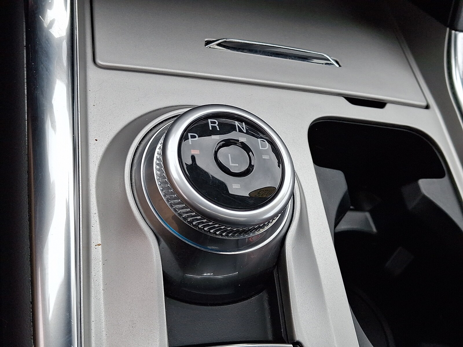 2023 Ford Explorer XLT - Photo 18