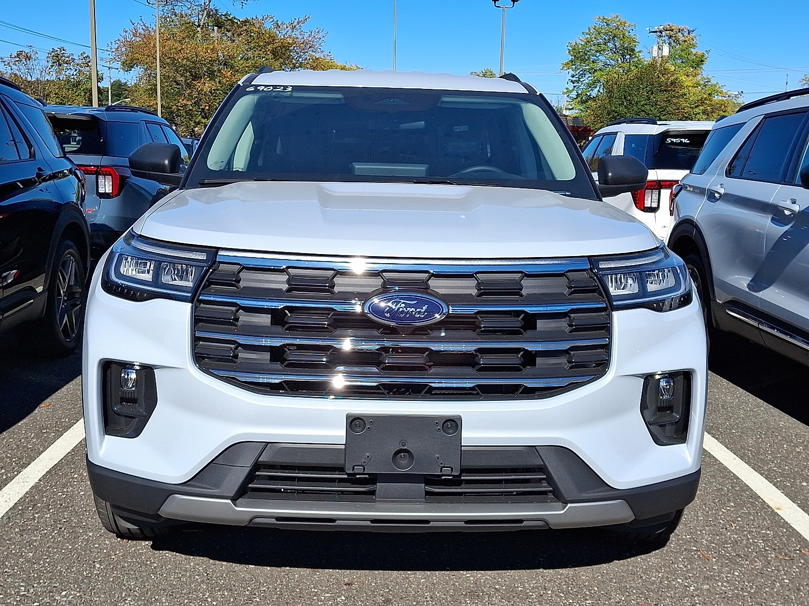 Space Silver 2026 Ford Explorer SUV / Crossover All-Wheel Drive Automatic