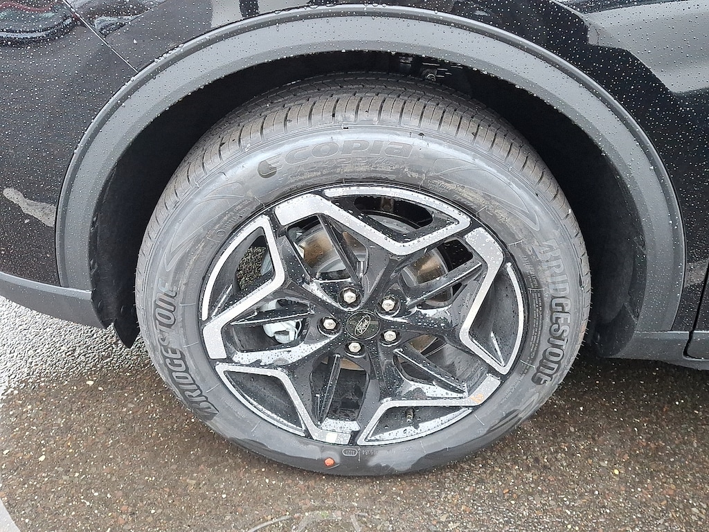 New 2026 Ford Escape Platinum SUV