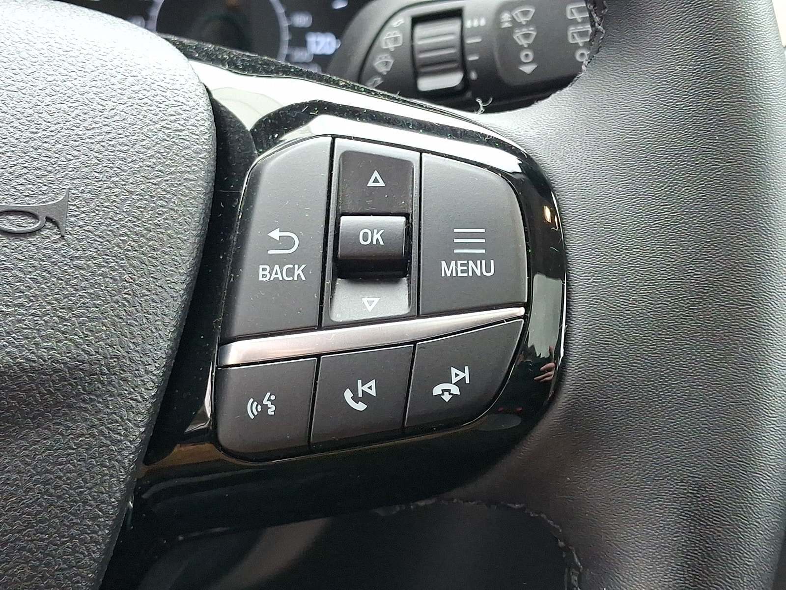 2022 Ford Escape SE - Photo 24