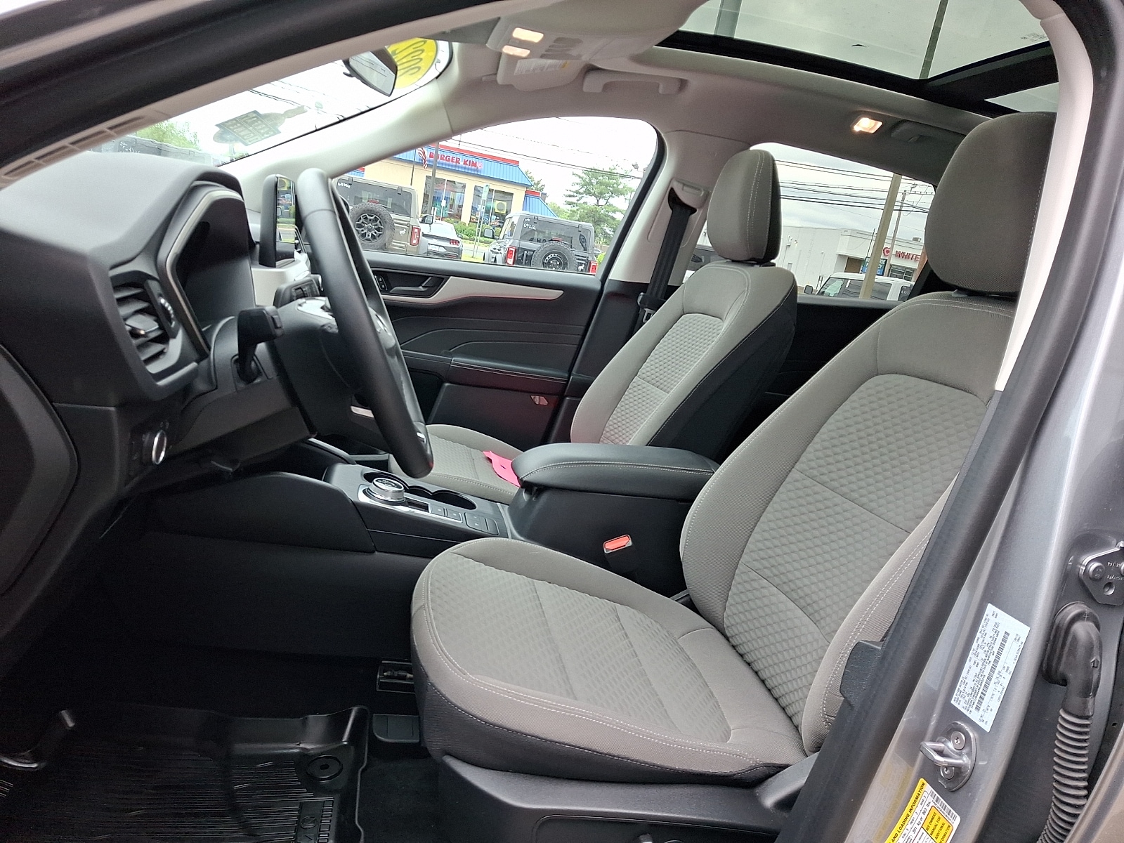 2022 Ford Escape SE - Photo 15