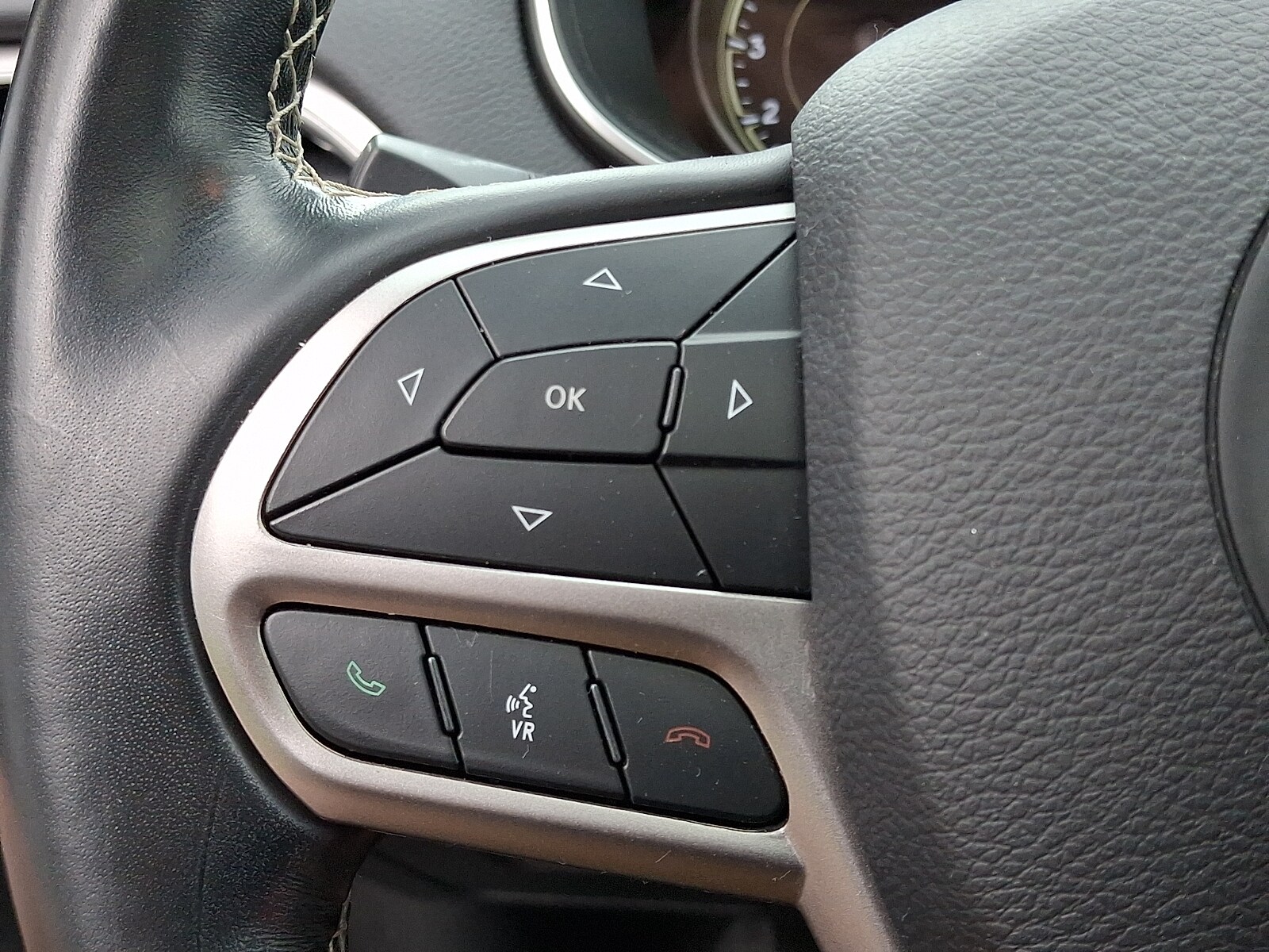 2021 Jeep Cherokee 80TH - Photo 23