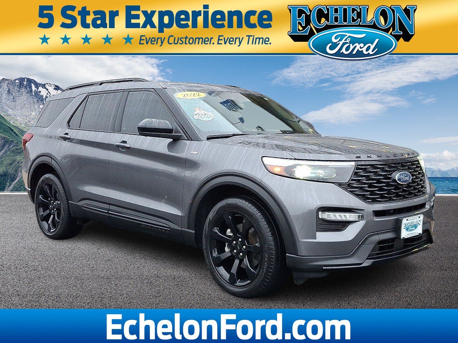 2022 Ford Explorer ST-LINE's photo