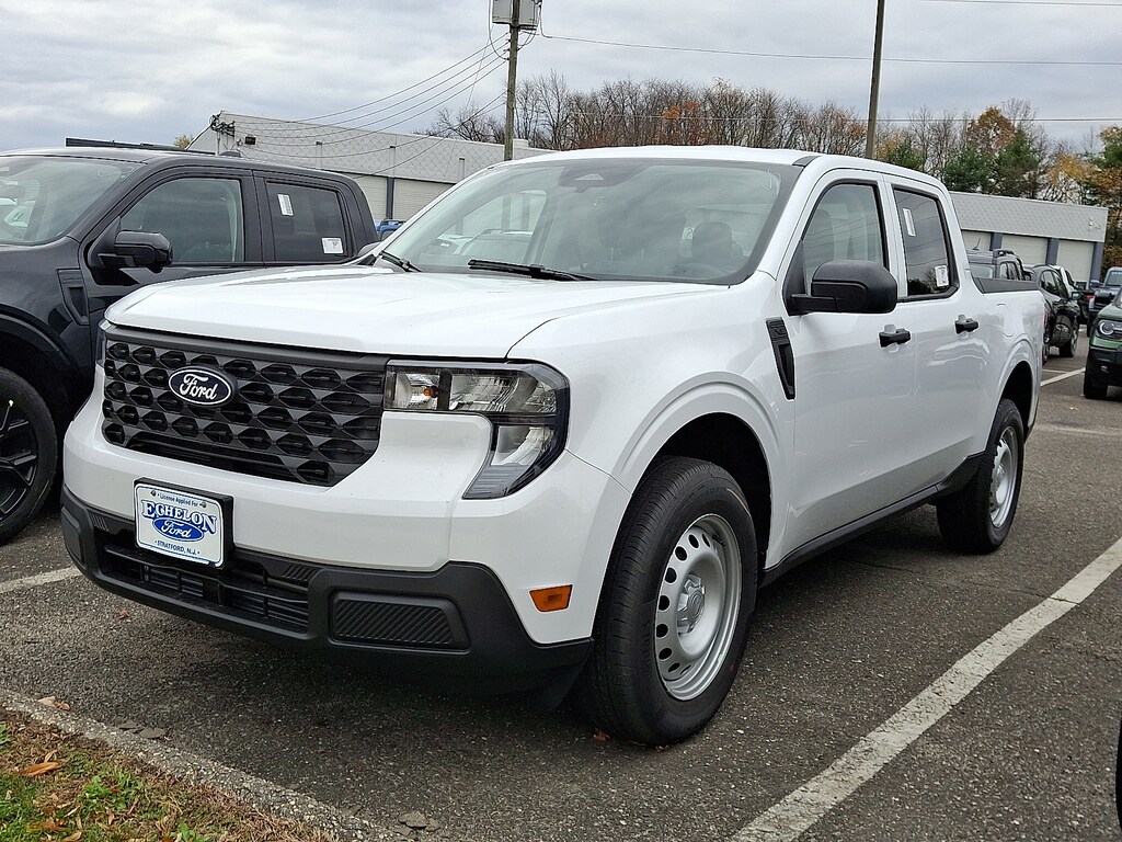 New 2025 Ford Maverick XL Truck SuperCrew
