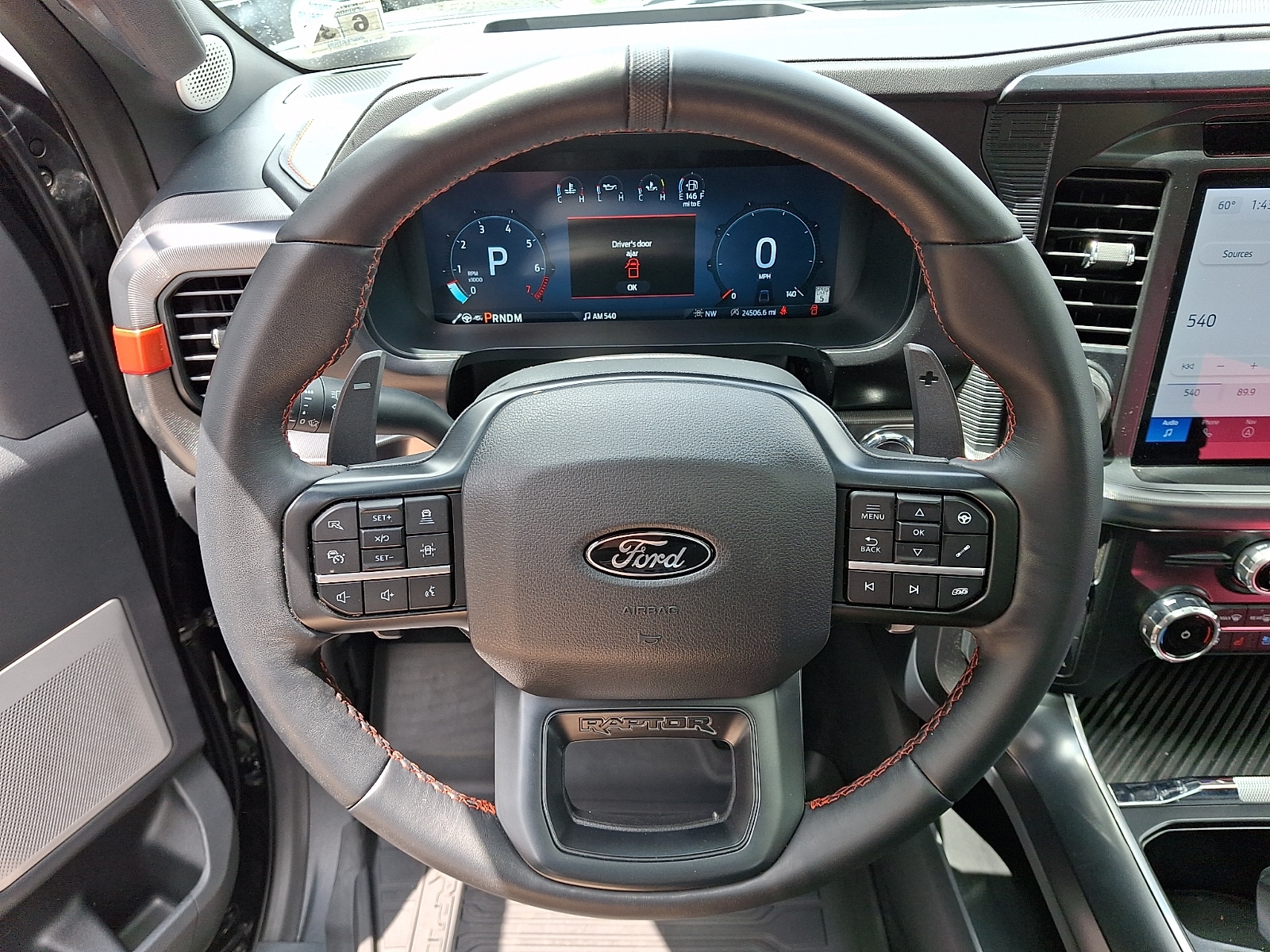 2025 Ford F-150 Raptor - Photo 21