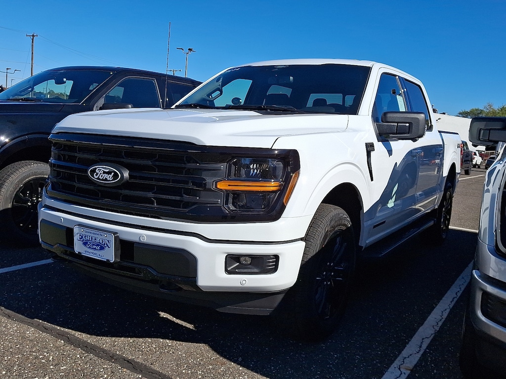 New 2025 Ford F-150 XLT Truck SuperCrew Cab