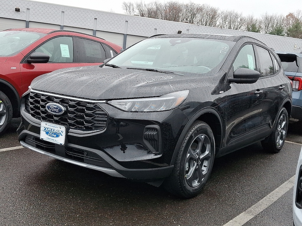New 2026 Ford Escape ST-Line SUV