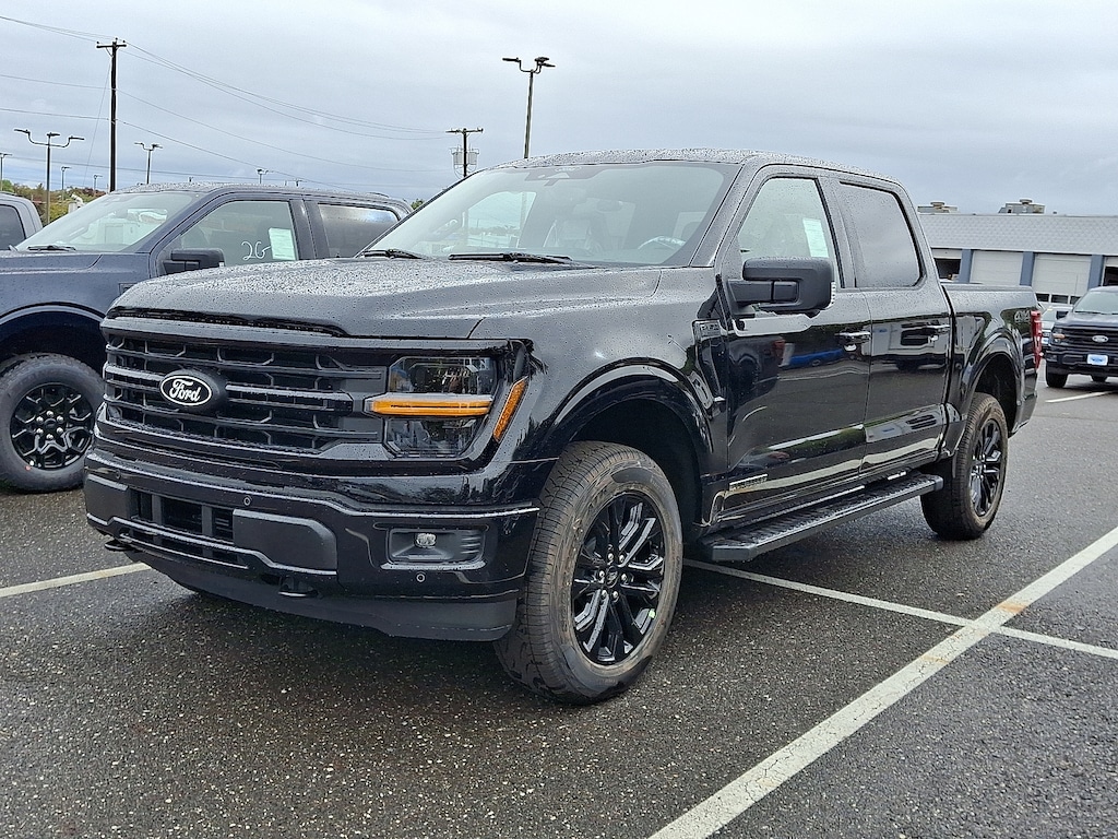 New 2025 Ford F-150 XLT Truck SuperCrew Cab