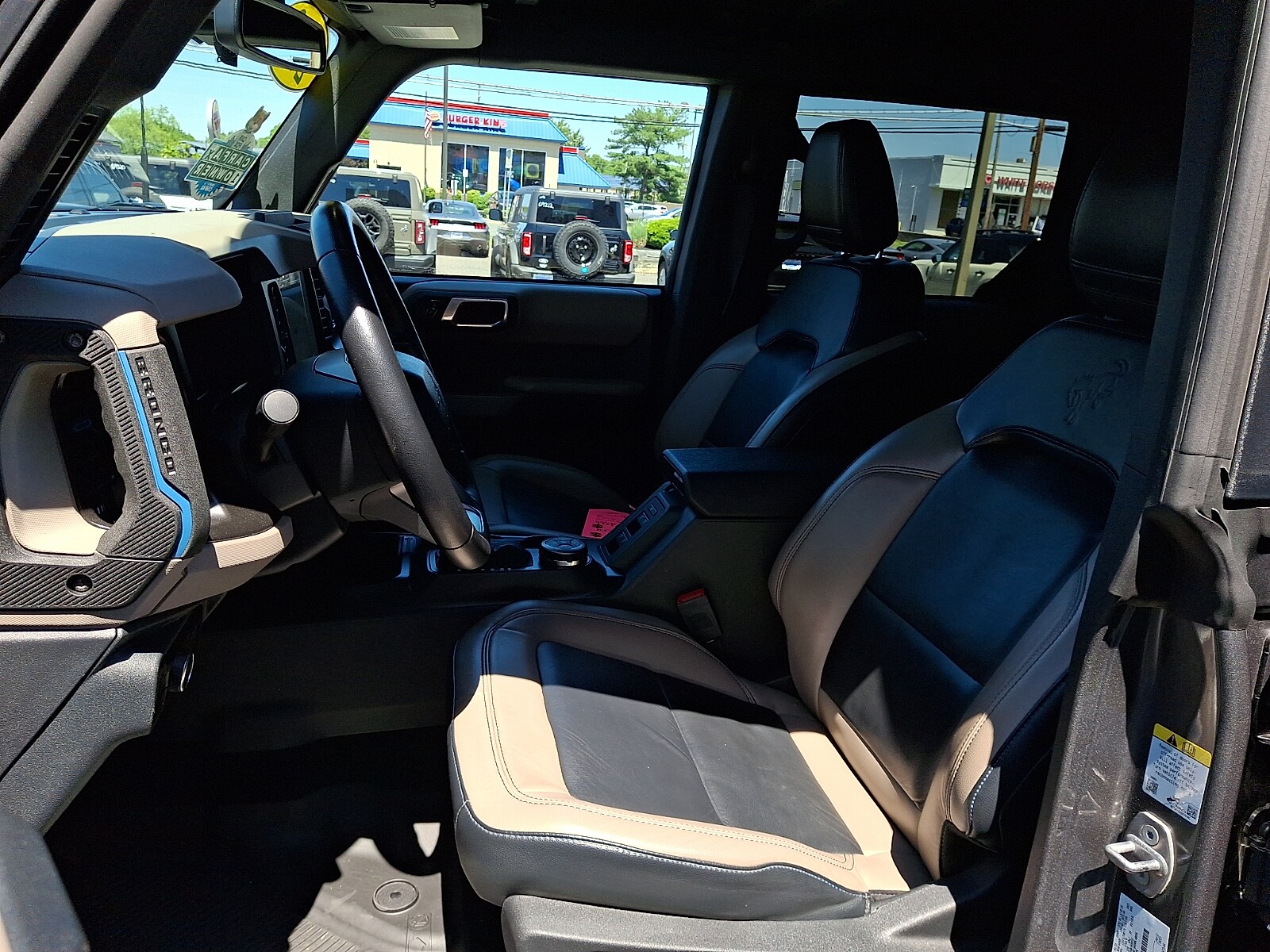 2023 Ford Bronco 4-Door Wildtrak - Photo 15