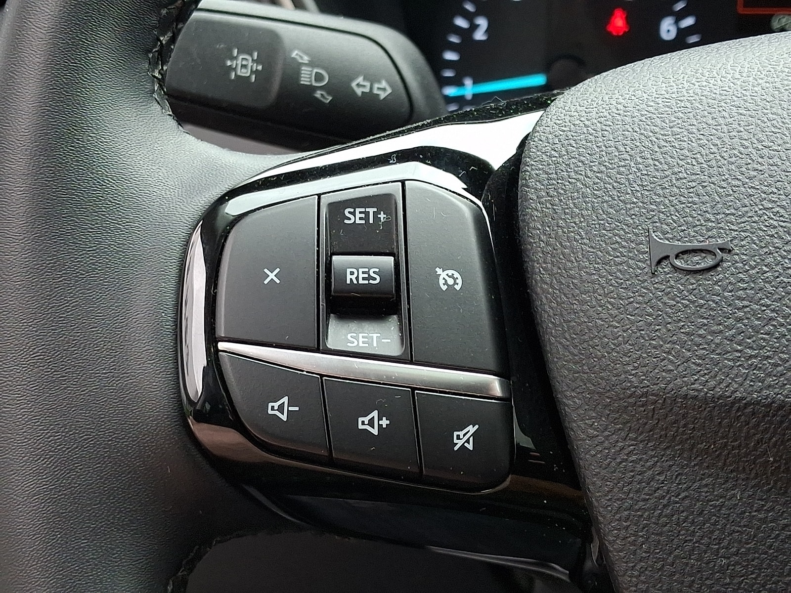 2022 Ford Escape SE - Photo 23