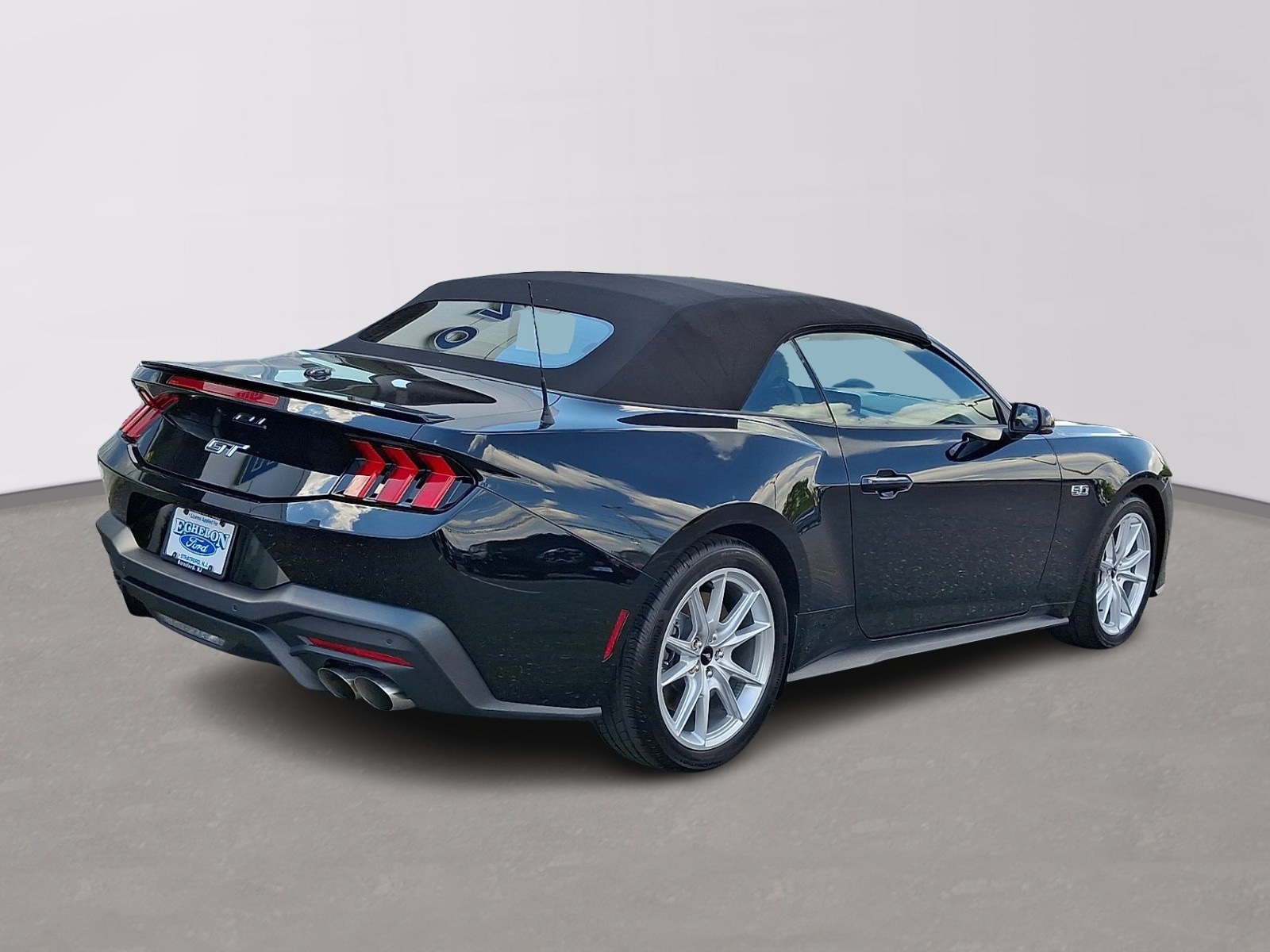 2025 Ford Mustang GT Premium - Photo 6