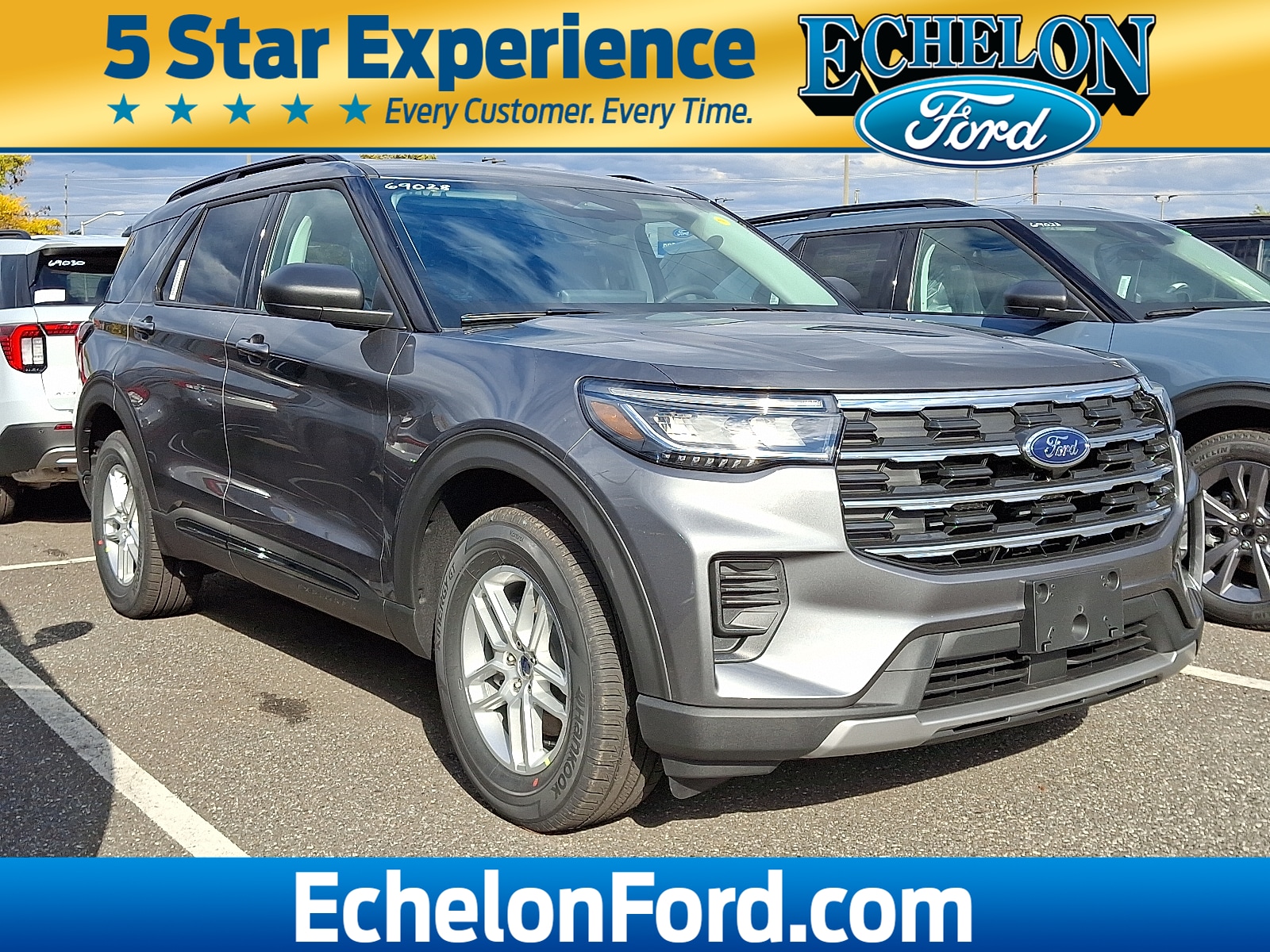 2026 Ford Explorer Active's photo