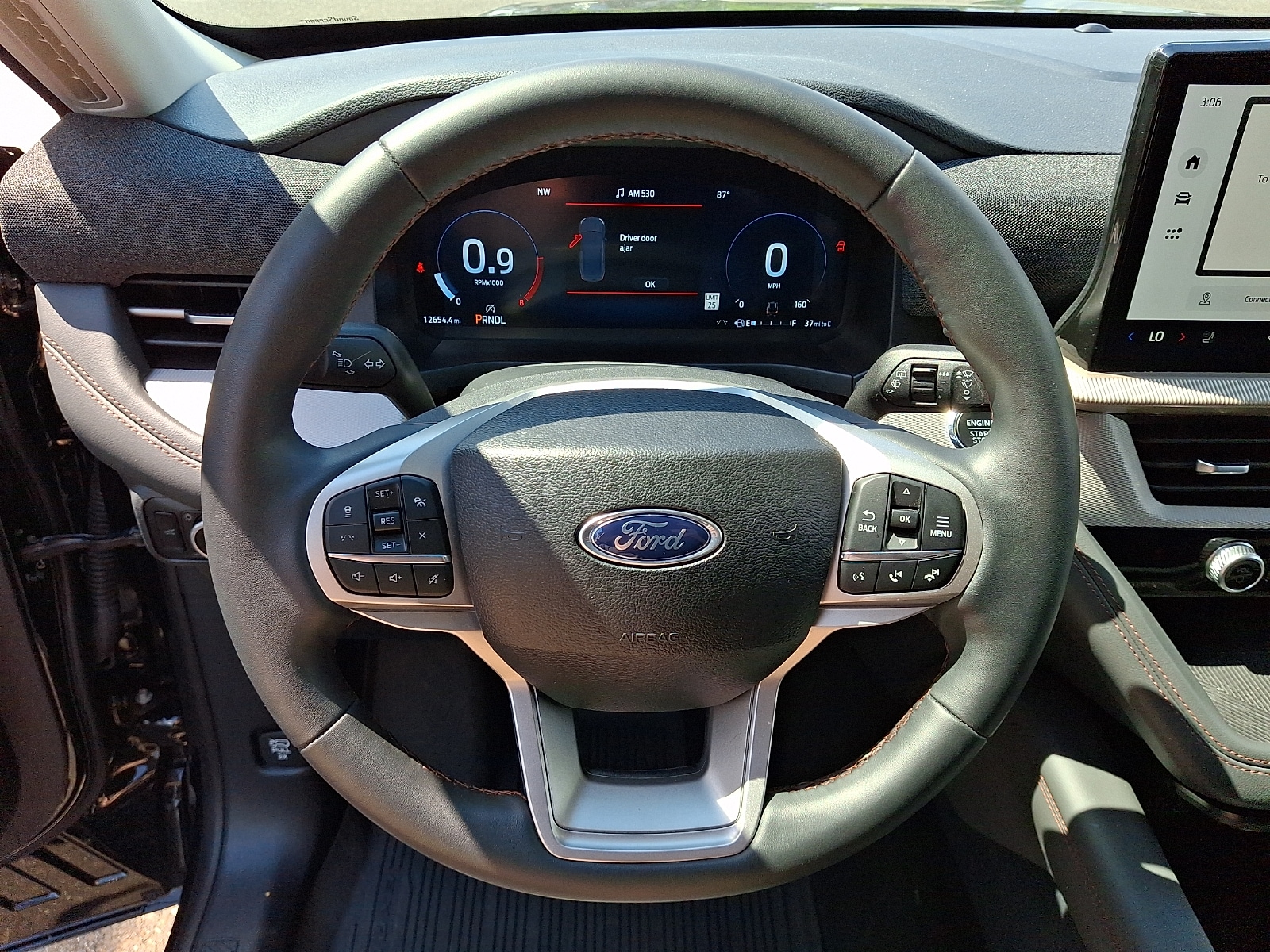 2025 Ford Explorer Active - Photo 21