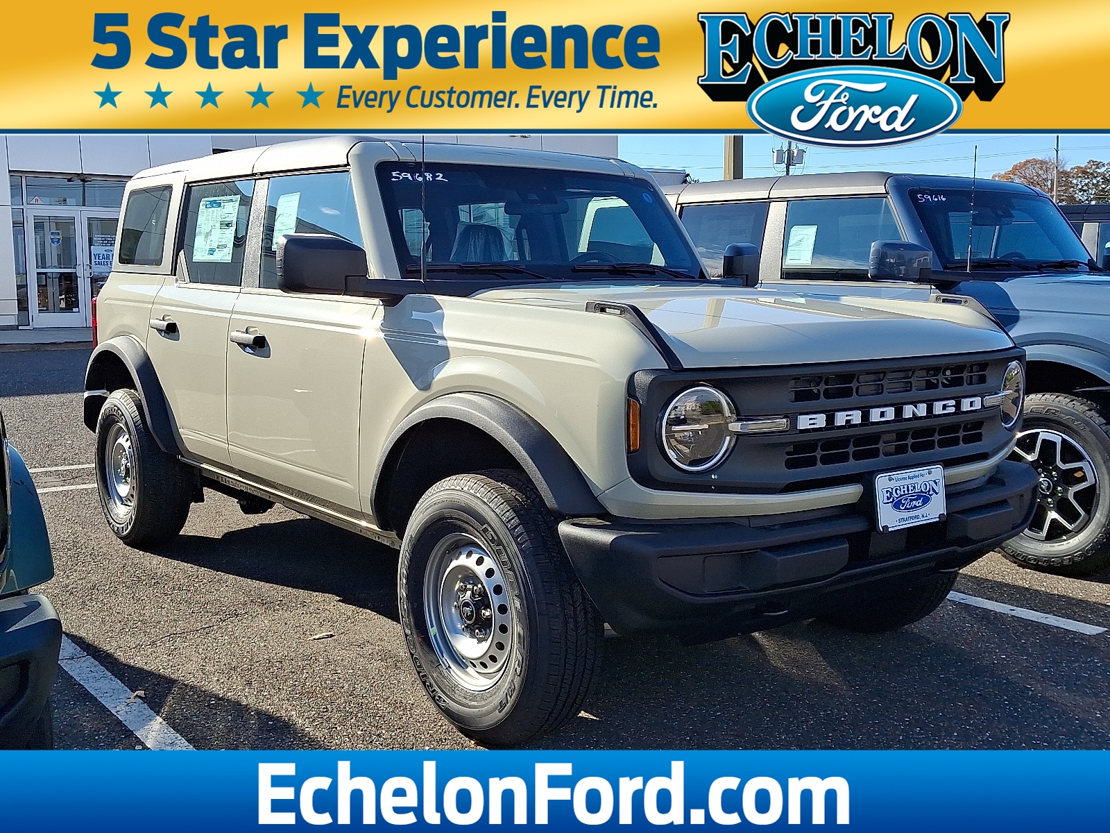 2025 Ford Bronco 4-Door Base's photo