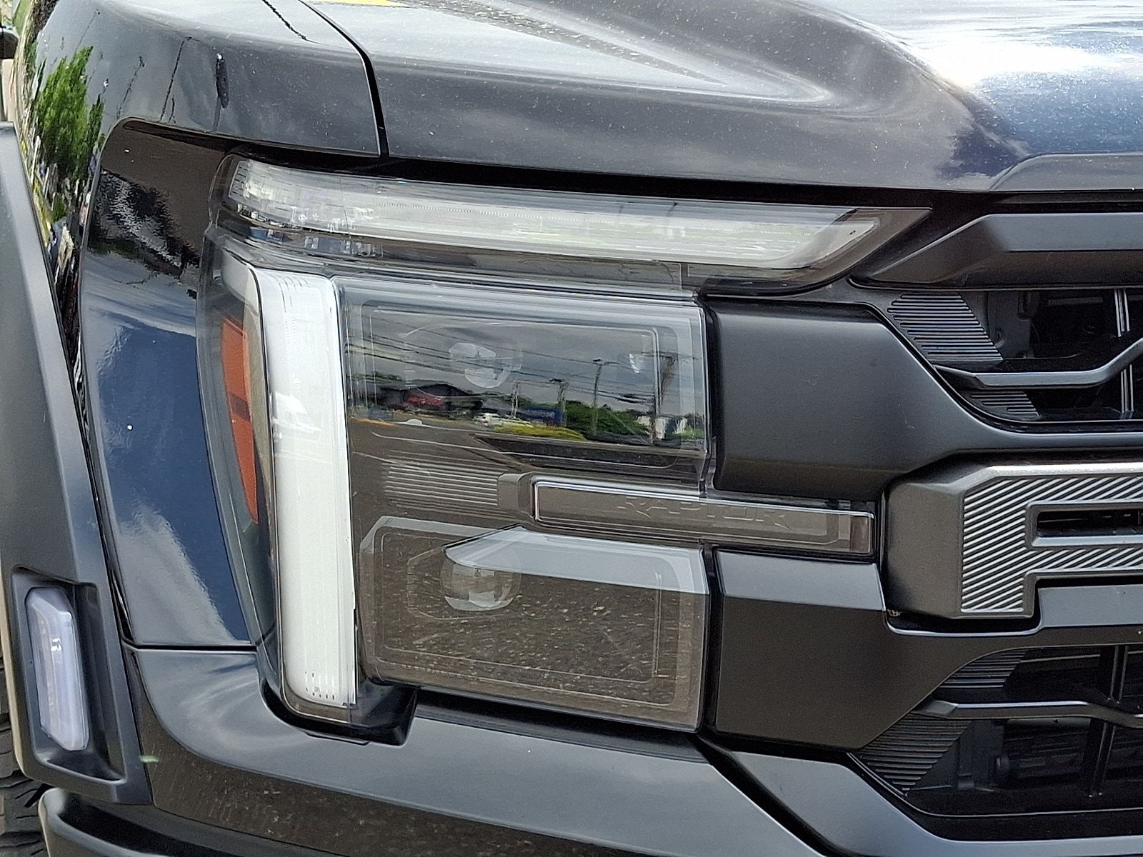 2025 Ford F-150 Raptor - Photo 9