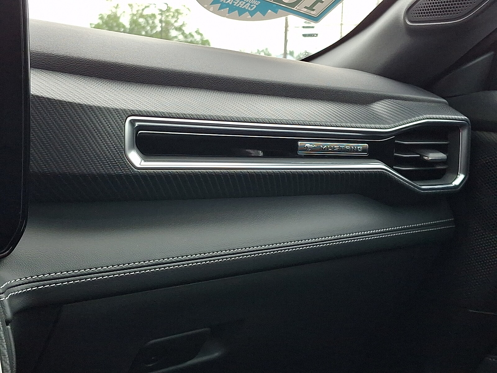 2024 Ford Mustang GT Premium - Photo 25