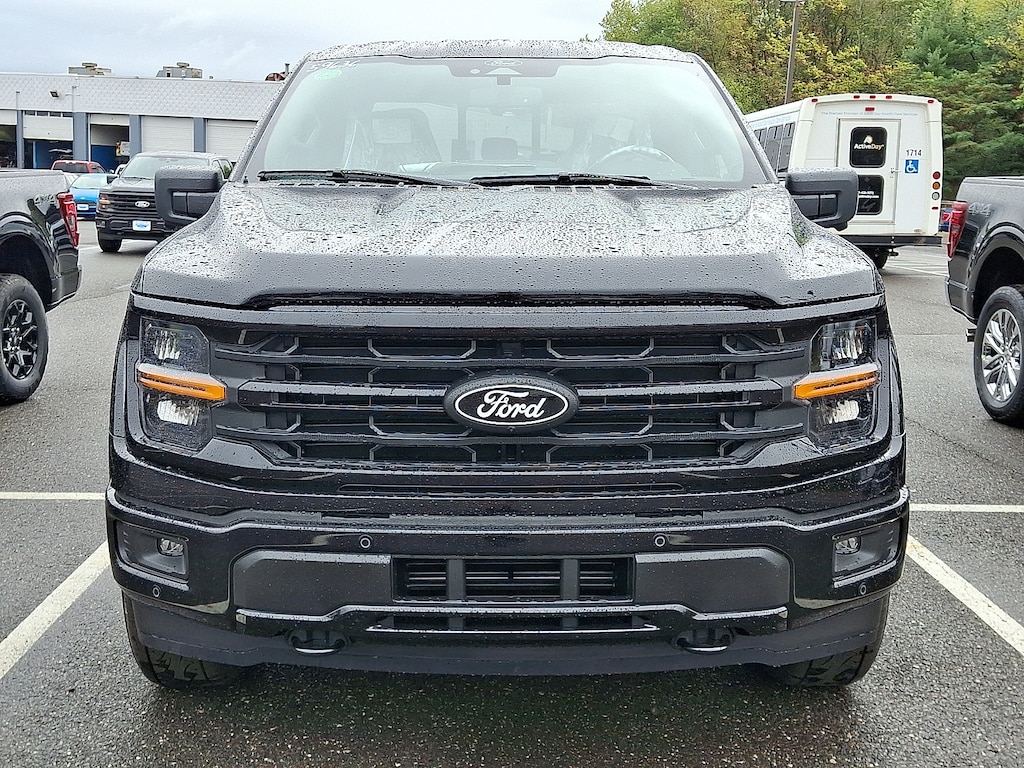 New 2025 Ford F-150 XLT Truck SuperCrew Cab