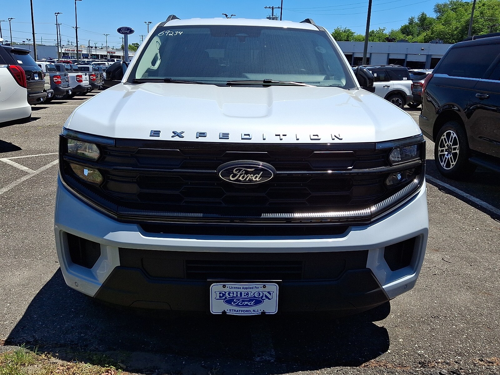 Space Silver Metallic 2026 Ford Expedition SUV / Crossover Four-Wheel Drive Automatic