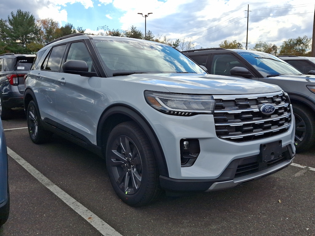 New 2026 Ford Explorer Active SUV