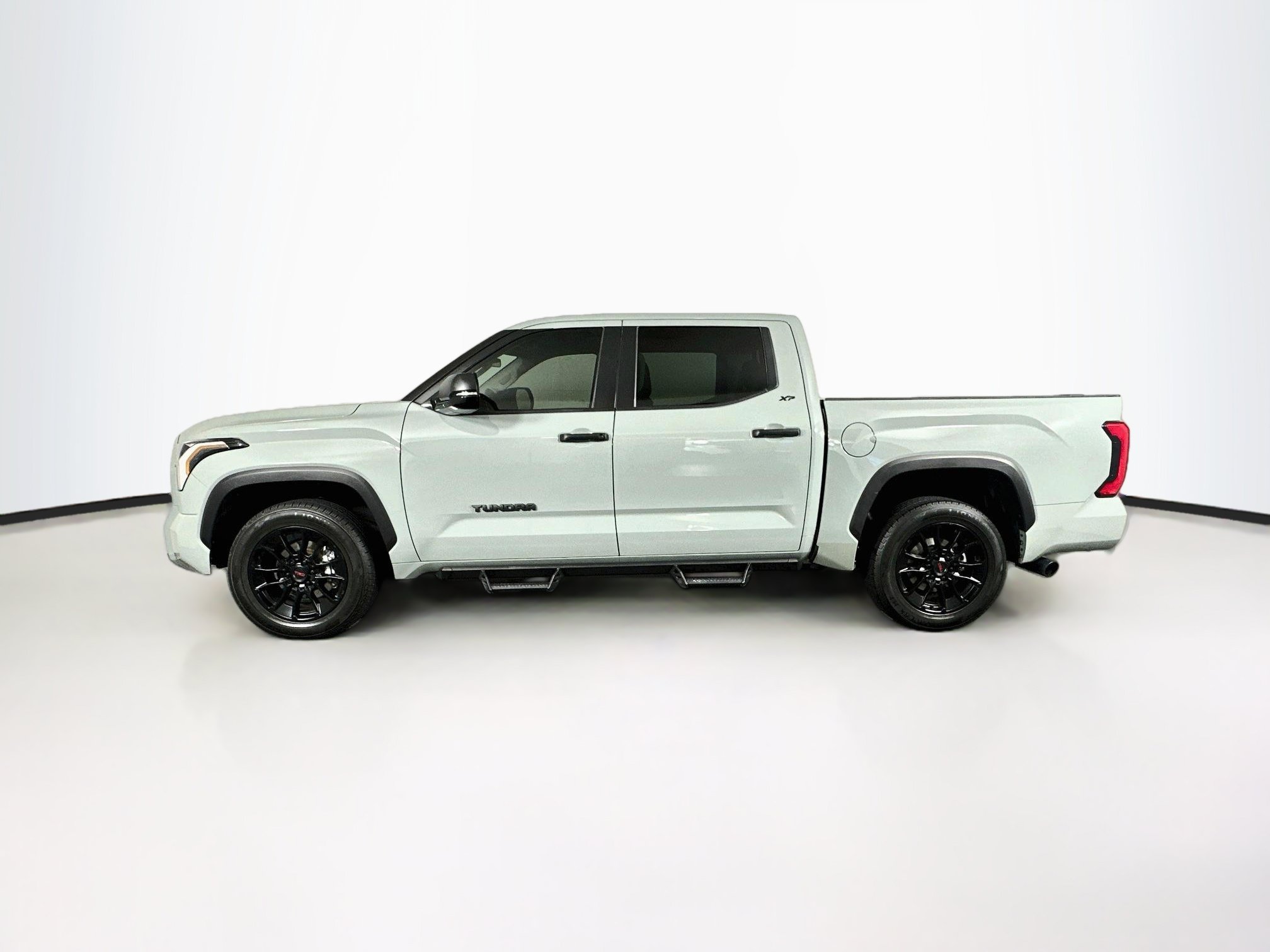 Used 2024 Toyota Tundra 2WD SR5 SR5 CrewMax 5.5 Bed
