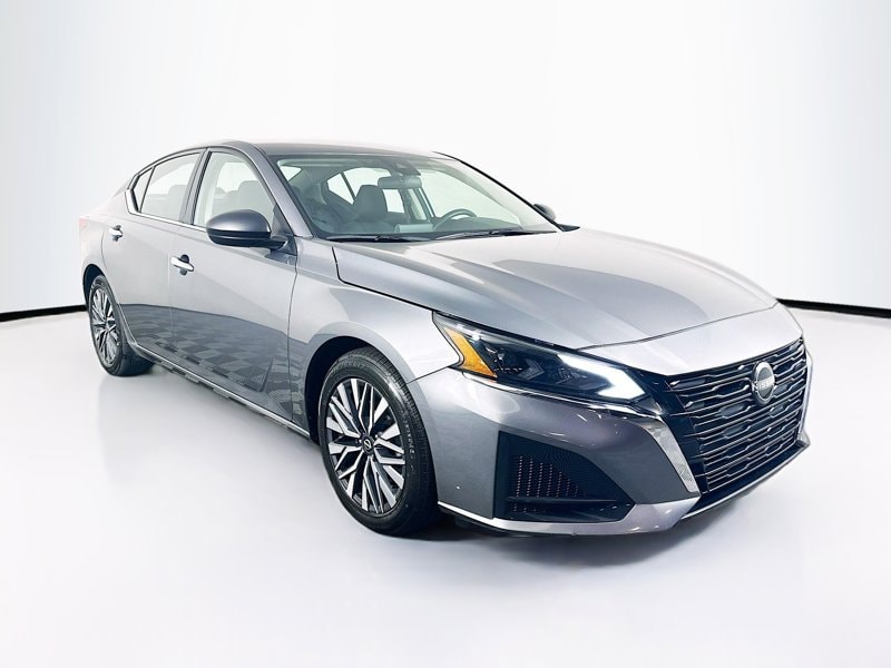 2024 Nissan Altima SV